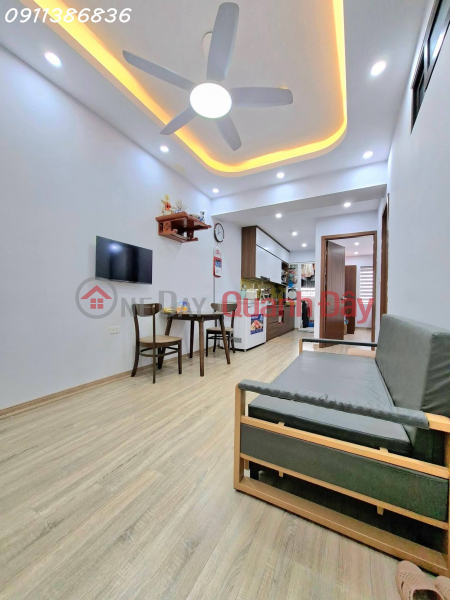 Super beautiful interior, 30T Mac Thai To building - Nam Trung Yen, 46m², 2 bedrooms, underground parking Sales Listings