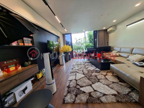 HOUSE FOR SALE ON NGUYEN VAN HUYEN, DIVIDED LOT, CAR ACCESS, BUSINESS, 2 OPEN, 58M2, OVER 17 BILLION _0