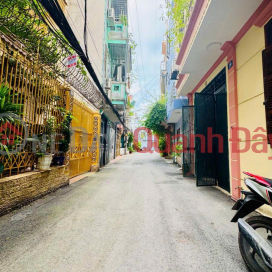 Bán nhà phố Hào Nam, Đống Đa – Gần mặt phố – 75m² – Ô tô ngủ trong nhà – Giá chỉ hơn 20 tỷ _0
