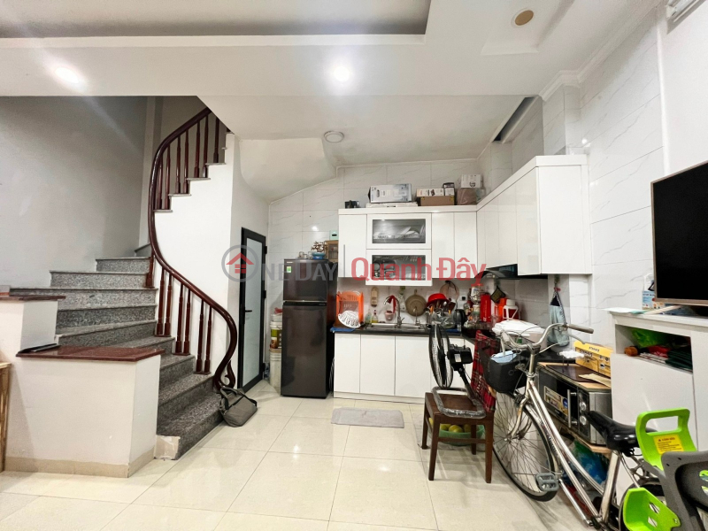 New Xuan Dinh Street house for sale, fully furnished, car parking, 35m, 5 floors, 5.2 m, only 4.5 billion LHCC. Sales Listings