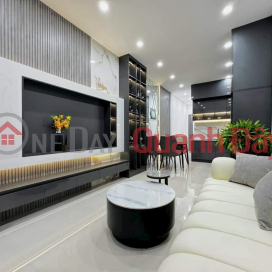 Hai Chau Center, 3 meters apart, near main road, beautiful house only 3,550 VND _0