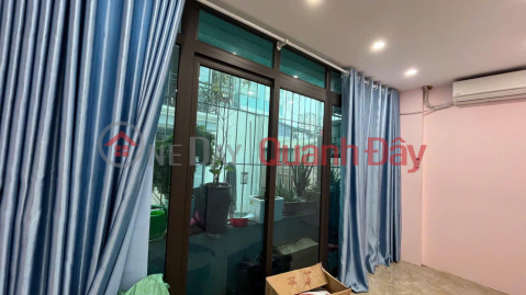 Cho thuê nhà ngõ 90 Phố Hồng Mai, 4 tầng, 30m2, 3 ngủ, 9 Triệu _0