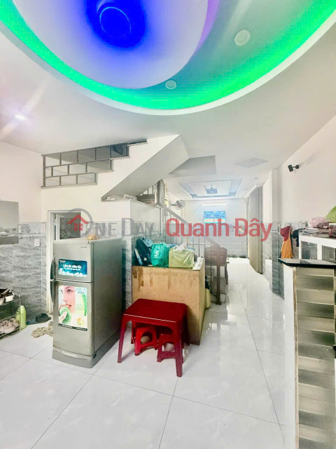 ► Near Nguyen Hoang Street, 41m2, 4-story reinforced concrete building, 4 en-suite bedrooms, front and back rooftop terraces, 3.x billion VND _0