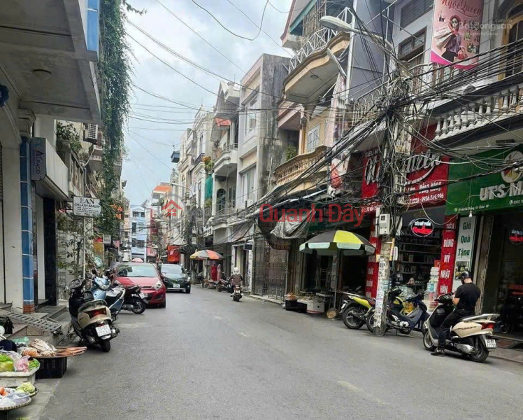 Bán nhà mặt đường Vũ Chí Thắng - 44m 3 tầng - Vị trí đắc địa Niêm yết bán