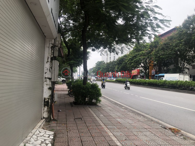 Property Search Vietnam | OneDay | Residential | Sales Listings | NGUYEN VAN CU STREET - DOWN SLOPE OF CHUONG DUONG BRIDGE - BEAUTIFUL BUSINESS - WIDE FRONTAGE - BEAUTIFUL AREA