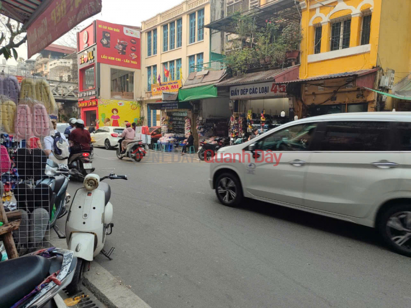 HOUSES ON OLD STREETS IN HANOI ARE NOT JUST REAL ESTATE, BUT ALSO HERITAGE. Sales Listings
