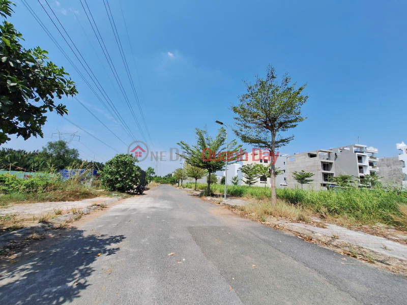 Land plot of 181m², car accessible alley off Le Van Luong street, 16m wide road, price 7 billion VND, separate ownership certificate. Vietnam, Sales | đ 9 Billion