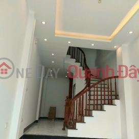 Urgent sale of Bui Xuong Trach townhouse, Thanh Xuan. 38m2 x 5T, MT 4.6m, Corner lot. Price 4 billion VND _0