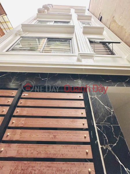 7-STOREY HOUSE FOR SALE WITH ELEVATOR, 9 BEDROOMS, BUSINESS, CASH FLOW IN DONG DA CENTER, PRICE 15.5 BILLION Sales Listings