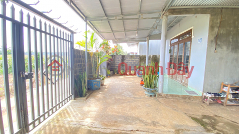 The house is located in the old Phu Hoi area - Duc Trong / Lam Dong - residential area. _0