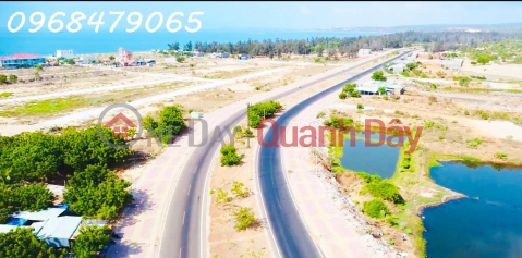The owner is selling a plot of land in the Seaside project, lane 2, opposite Hoa Phu Secondary School. _0