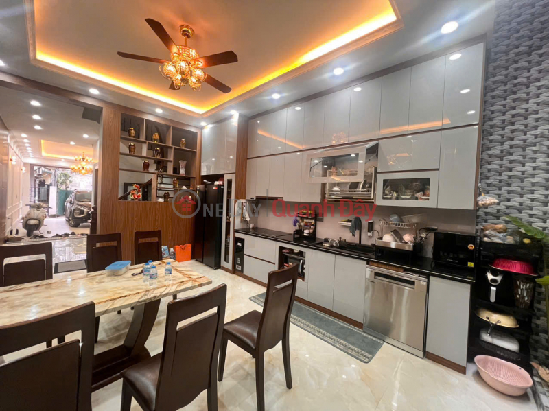 đ 22 tỷ | CẦN BÁN GẤP CĂN NHÀ PHỐ NGỌC THỤY, NHÀ MỚI XÂY FULL NỘI THẤT Ô TÔ VÀO NHÀ 5 TẦNG 90M2 X 22 TỶ. LONG BIÊN- HÀ