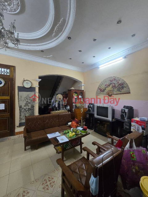 bán nahf Nguyễn Ngọc Vũ 94m 4 tầng chỉ 21 tỷ, sổ đỏ nở hậu _0