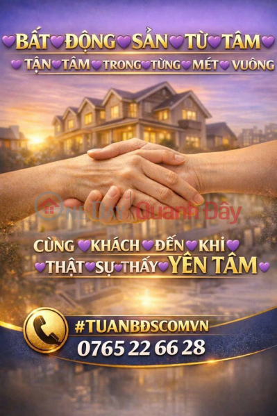 đ 3.55 Billion 3-story commercial building with street frontage near Nguyen Son, 40m2, under 3.5 billion VND, strong negotiation possible.