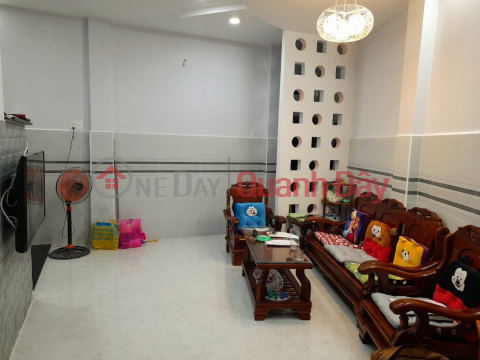 40m2 three-storey alley house in Go Vap only 3.39ty TL _0