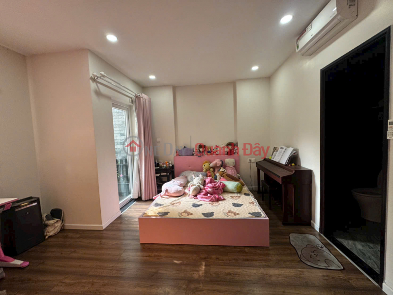 đ 13.5 Billion | HOUSE FOR SALE: 1 GROUND FLOOR, 2 UPPER FLOORS, FRONT AND BACK ROOFTOP, 70M2, 4 BEDROOMS - BINH HOA RESIDENTIAL AREA, WARD 13, BINH THANH DISTRICT