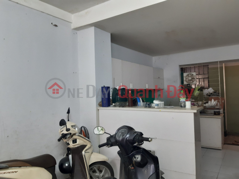 Commercial frontage house in Ehome 4 residential area _0