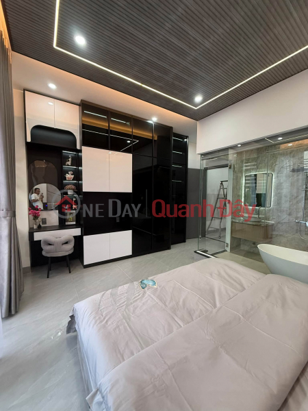 đ 8,8 tỷ Siêu phẩm nhà 3 tầng 3 mê full nội thất TRẦN CAO VÂN - mới 100% vách vali vô ở