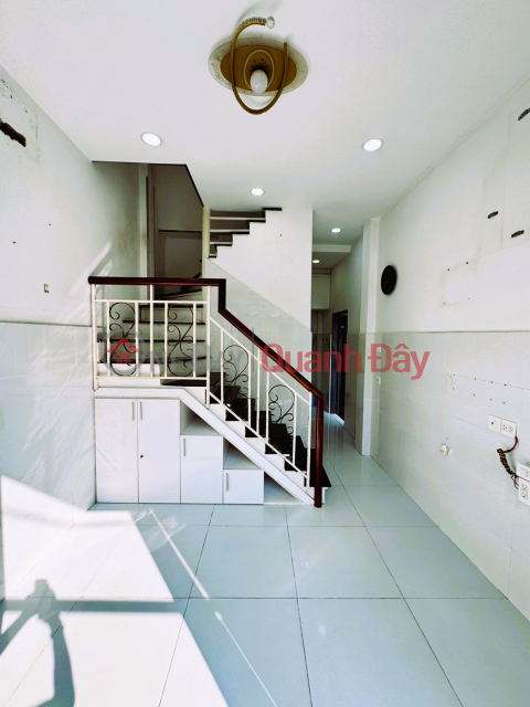 Corner house for sale at alley 226 Nguyen Van Luong Street, Ward 17, Go Vap District, 21m2, 2 bedrooms, price 2.6 billion VND. _0