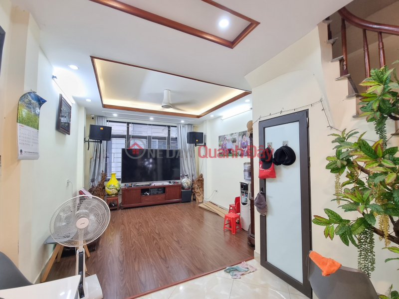 Urgent sale of Hoang Liet house, area 48m2 x 5 floors, price 5.5 billion, wide alley, airy, near main road, live right away Vietnam, Sales | đ 5.5 Billion