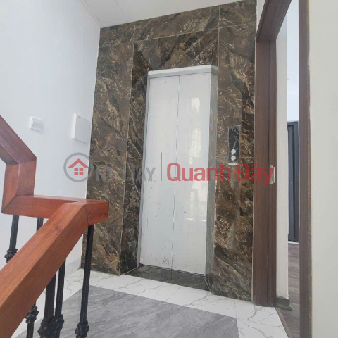 * NHÀ MỚI KÍNH KOONG CÒN THƠM MÙI SƠN ( SÀI ĐỒNG- LONG BIÊN)- 6 TẦNG THÁNG MÁY-OTO ĐỖ CỬA - LÔ GÓC-NGÕ _0