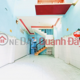 Rare house in Ly Nam De District 11 priced at only 3.3 billion. _0
