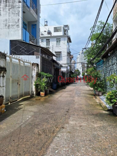 House for sale 138m2 Car alley, Street 59, right at DreamHome apartment, only 7.9 billion VND Sales Listings