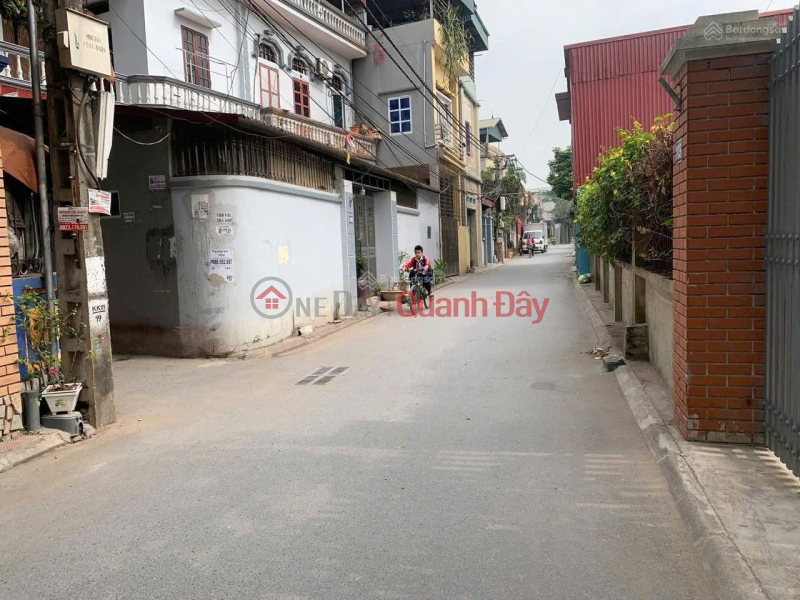 đ 3,7 tỷ, Đất đẹp- Giá ưu đãi MÌNH LÀ CHÍNH CHỦ CẦN BÁN cần bán nhanh lô đất tiềm năng tại huyện Gia Lâm, HN