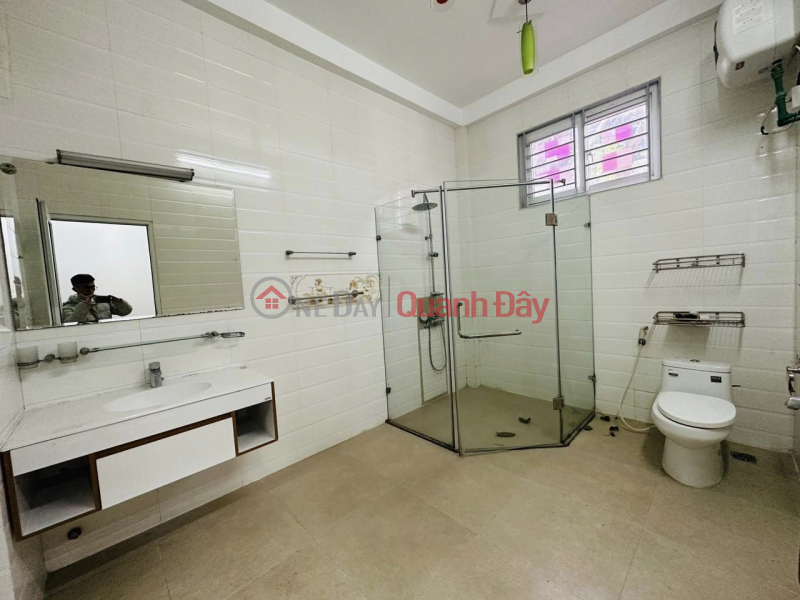 150m Corner Apartment 3 Bedrooms 2 WC Hoang Dao Thuy Street Apartment. Overflowing Utilities. Profitable Business Owners Sell To Sales Listings