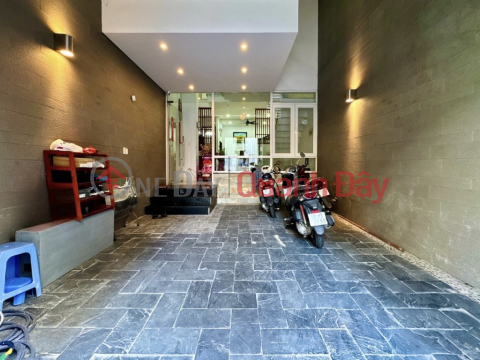Business frontage, Huynh Van Banh Phu Nhuan - 100m2 x 4 floors only 17.5 billion _0