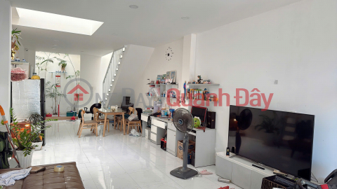 Bán nhà đổ 2 mê Tái Định Cư Đất Lành Vĩnh Thái Nha Trang, đường nhựa 13m _0