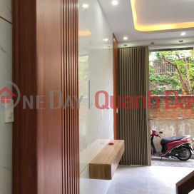 3-STORY HOUSE FOR SALE NEAR AN PHU THINH MARKET - QUY NHON. CODE: _0