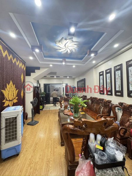 House for sale on Hue Street, 105m2, 6 floors with elevator, 4.5m frontage, 88.8 billion, sidewalk, top business Sales Listings