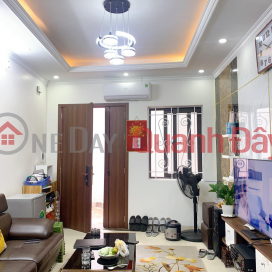 House for sale at 296 Minh Khai, new subdivision, car parked 5m from the house, wide alley, DT33m2, price 3.5 billion. _0