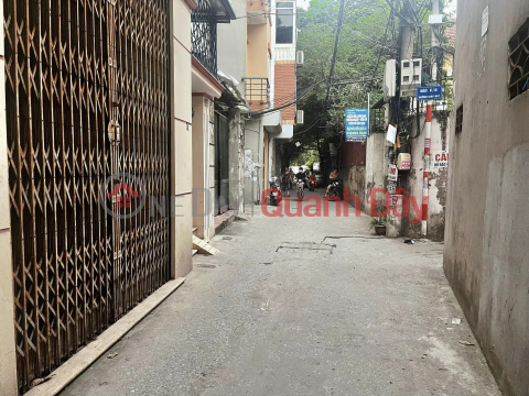 BÁN NHÀ NGÕ 67 ĐƯỜNG GIÁP BÁT, 54M2 (62m2 Tầng 2) GIÁ CHỈ 4 TỶ _0