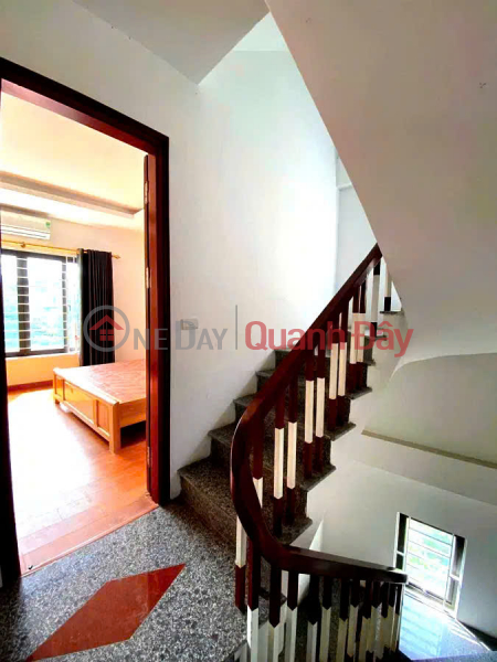 đ 6.5 Billion House for sale on Tran Cung, corner 2, airy, near street, full amenities.