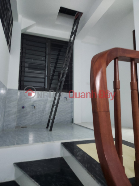 Selling Nguyen Can House Near Kim Chung Di Trach Urban Area, 5-storey House with private yard, Reasonable price, willing to sell. Sales Listings