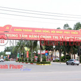 The project land is located in the administrative center of Chon Thanh. 240 million in advance and the rest in 4 years. _0