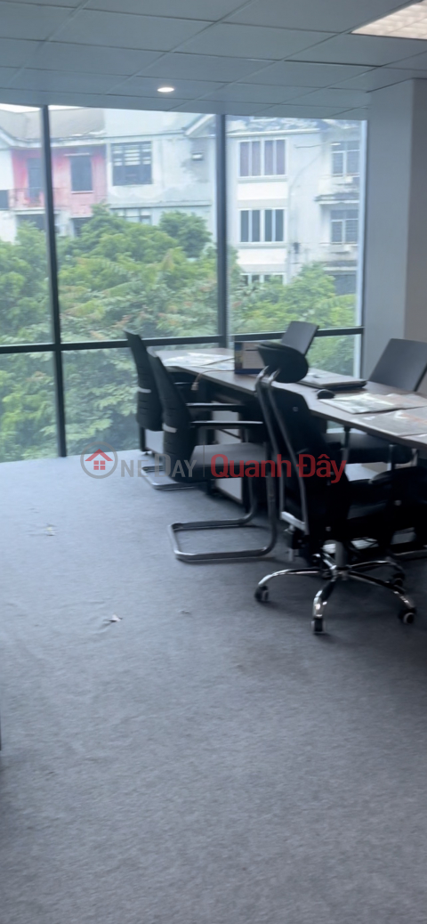 Beautiful, clean new office floor for rent, 60m2, only 10.5 million\/month in Cau Giay, suitable for offices from 5 - 15 people doing business online _0