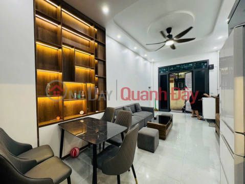 Bán nhà Dương Quảng Hàm-32M-5 Tầng-MT3.5m-Nhà mới-Nội thất xịn -10 Tỷ _0