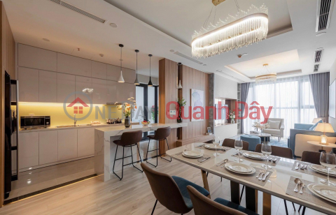 OWN A LUXURY APARTMENT NOW - Good Price - Prime Location At DIAMOND RESIDENCE 25 Le Van Luong _0