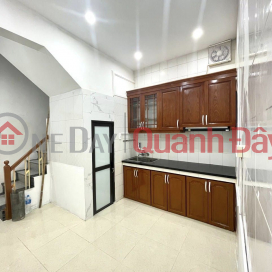 FOR SALE TON DUC THROUGH THROUGH DONG DONG HAN HOME. BEAUTIFUL 4 storey house ALWAYS stay. QUICK PRICE 100TR\/M2 _0