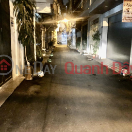 House for sale Nghia Dung, Ba Dinh, area 41m x 3T, only 3.5 billion, near the car, three-car lane to the house _0