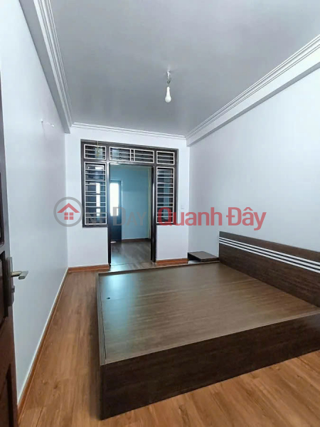 BÁN NHÀ Ô TÔ ĐỖ CỬA VÀO NHÀ Đức Giang 53/64m2 X 4 Tầng 9.8 tỷ Long Biên. Niêm yết bán