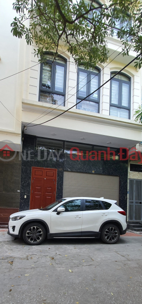 Brand new house, I am the landlord for rent, Office, Sales - 136m2; 4T; Khuat Duy Tien - 33 Page Rental Listings