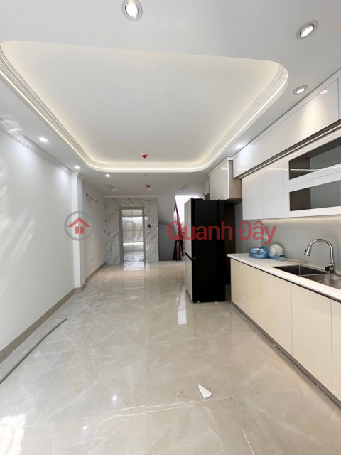 trần quốc hoàn 40m x7 tầng thang máy 21,7 tỷ- phân lô-gara ô tô,vỉa hè-20m ra phố _0