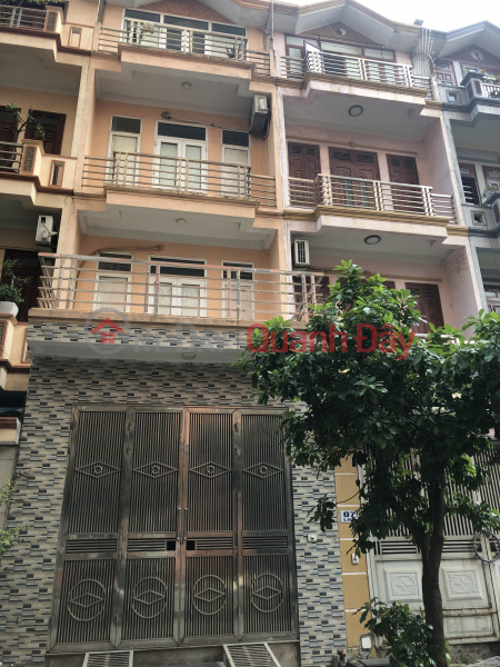 House for sale in Van Quan Ha Dong, 32m2, 5T, 4-storey lot, car parking, immediate occupancy. Sales Listings