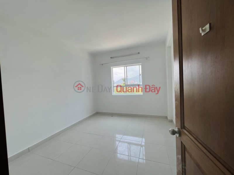 Selling Apartment Vinh Diem Trung. Nga Trang City. 2 Bedrooms Price 1 billion 100 million VND | Vietnam, Sales đ 11 Million