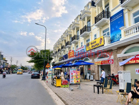 Commercial space for rent in Di An, 25m frontage, 3 floors, 245 m2, 16.5 million VND\/month. _0