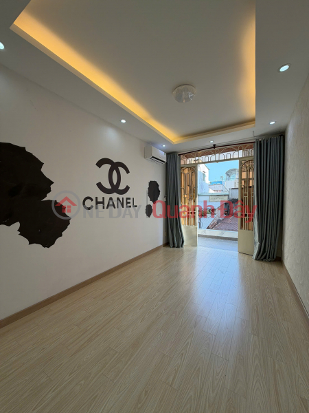 CỰC HIẾM! Nhà mới 3 tầng CAO ĐẠT Q5 - HẺM 4M THÔNG - CHỈ HƠN 5 TỶ Xách vali vào ở ngay Niêm yết bán